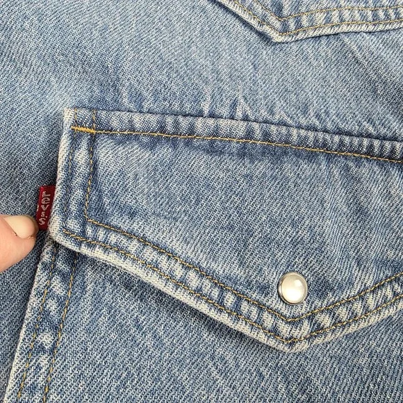 Vintage Levi's Shirt Mens L Blue Denim Pearl Snap Shacket Barn Chore Coat Jacket - Picture 3 of 10
